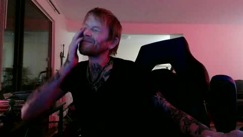 Snapshot of phrostdd chatting on July 7, 2:58 am FrankenDaddy online show from July 7, 2:58 am