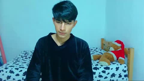 phuwin online show from June 14, 5:42 am