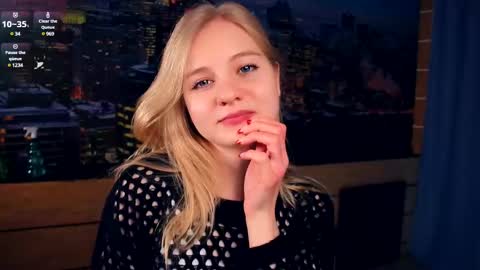 Snapshot of phyllisearney chatting on March 3, 7:32 am Hann G. Jones online show from March 3, 7:32 am