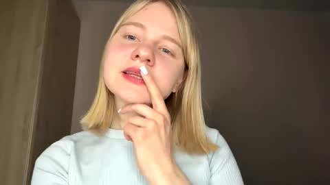 Hann G. Jones online show from February 13, 7:59 am