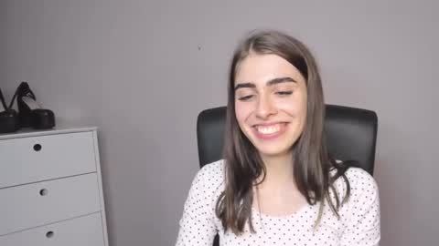 Snapshot of pia_desire chatting on September 22, 2:08 pm P I A online show from September 22, 2:08 pm