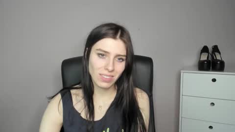 P I A online show from January 18, 9:51 pm