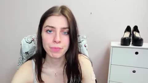 P I A online show from March 15, 7:58 am