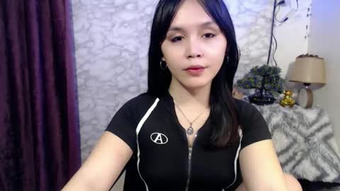 Ms Pia online show from March 18, 11:02 am