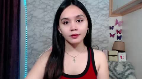 Snapshot of pia_intownx chatting on July 17, 7:19 pm Ms Pia online show from July 17, 7:19 pm