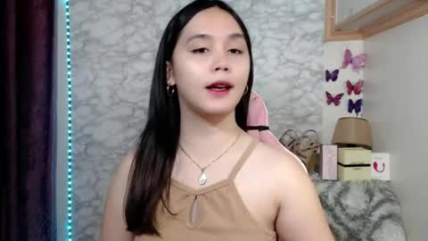 Snapshot of pia_intownx chatting on July 27, 12:50 am Ms Pia online show from July 27, 12:50 am