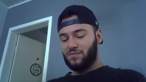 Snapshot of piazaocwbbb chatting on October 16, 12:50 pm piazaocwbbb online show from October 16, 12:50 pm