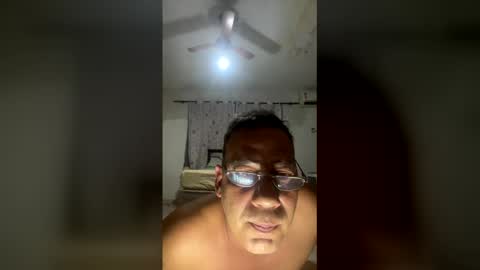 Snapshot of picadoce1975 chatting on March 31, 6:47 am picadoce1975 online show from March 31, 6:47 am