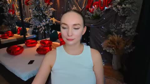 Emelie online show from February 16, 4:32 pm