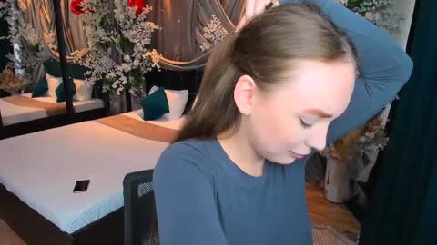 Emelie online show from February 23, 10:06 am