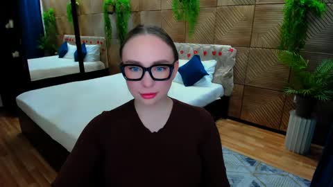 Emelie online show from April 30, 10:21 am