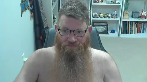 Snapshot of pierced2878 chatting on June 24, 9:47 pm pierced2878 online show from June 24, 9:47 pm