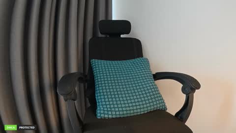 Luca  Follow Me  twitter - PierreLucaXXX  fansly online show from February 27, 6:46 am