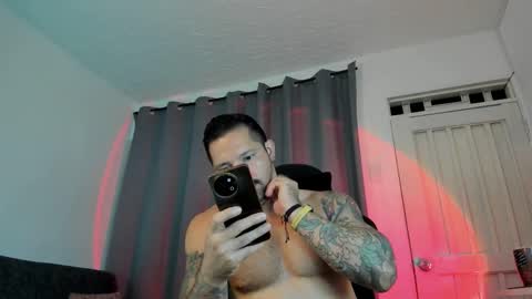 Snapshot of pierrevidal chatting on November 3, 12:46 am Pierre online show from November 3, 12:46 am