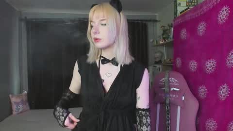 Snapshot of piginnya chatting on September 20, 12:17 pm piginnya online show from September 20, 12:17 pm