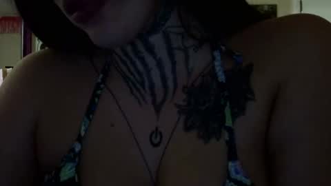 Snapshot of piinkpussycat2001 chatting on October 30, 6:59 am piinkpussycat2001 online show from October 30, 6:59 am