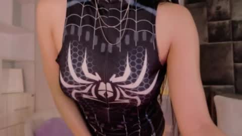 PIKAYLE  online show from May 8, 10:37 pm