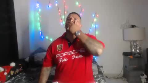 pikoro_gomez online show from December 24, 1:38 am