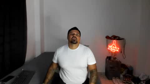 pikoro_gomez online show from July 17, 1:01 am