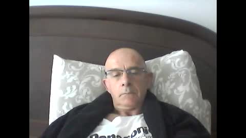 pikuz47 online show from March 13, 2:56 pm