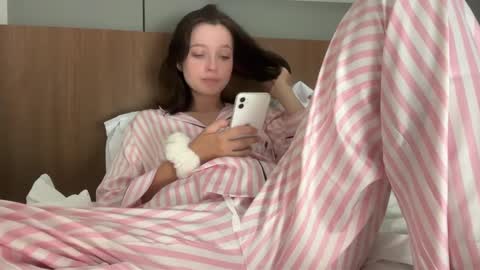 Trisha     online show from December 9, 5:07 am