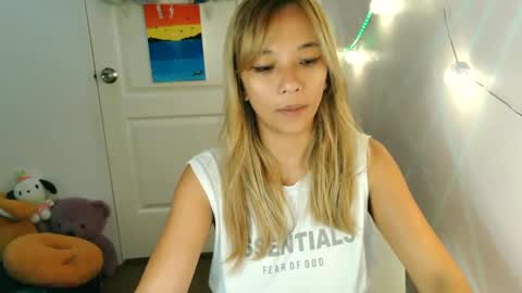 pinay beauty14 online show from February 17, 10:58 pm