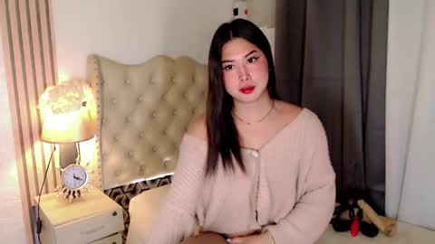 Snapshot of pinay_ivy chatting on January 18, 6:53 pm Ivy Morningstar online show from January 18, 6:53 pm