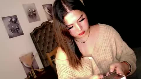 Ivy Morningstar online show from June 11, 2:53 am