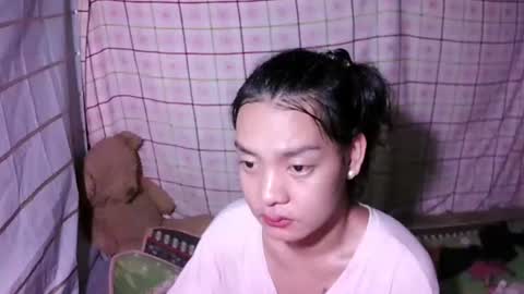 Snapshot of pinay_janella10 chatting on May 28, 6:38 pm pinay_janella10 online show from May 28, 6:38 pm