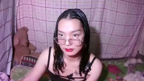 Snapshot of pinay_janella10 chatting on June 7, 1:04 pm pinay_janella10 online show from June 7, 1:04 pm