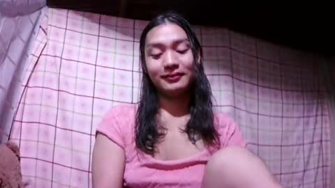 Snapshot of pinay_janella10 chatting on June 25, 11:59 am pinay_janella10 online show from June 25, 11:59 am