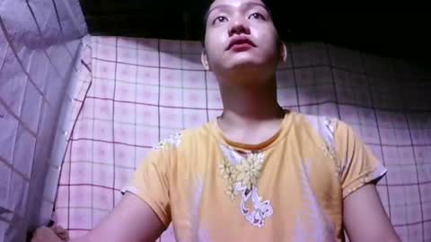 Snapshot of pinay_janella10 chatting on July 2, 5:52 pm pinay_janella10 online show from July 2, 5:52 pm