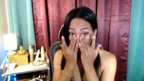 lucyLove online show from August 2, 9:24 pm