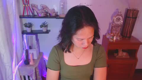 pinay_shawnx online show from February 27, 10:42 pm