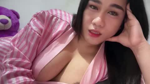 sofielove online show from April 29, 3:49 pm