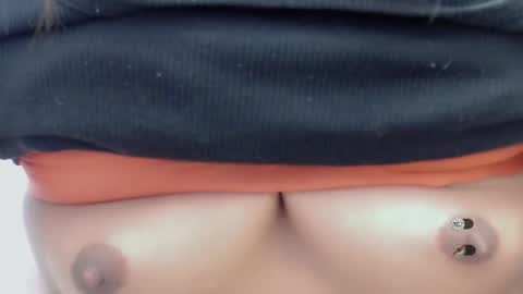 Snapshot of pinay_sweetgirl_ chatting on October 17, 3:14 pm pinay_sweetgirl_ online show from October 17, 3:14 pm