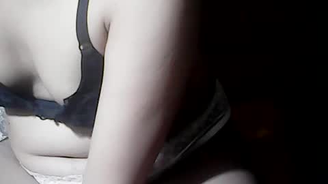 Snapshot of pinayhairyflower chatting on July 19, 6:33 pm Nica online show from July 19, 6:33 pm