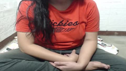 mhae-mhae online show from February 20, 10:43 pm