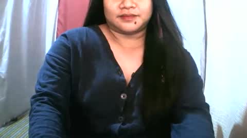 Snapshot of pinayjona chatting on December 15, 12:28 pm pinayjona online show from December 15, 12:28 pm