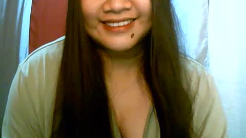 Snapshot of pinayjona chatting on December 18, 12:07 pm pinayjona online show from December 18, 12:07 pm