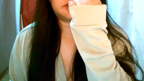 Snapshot of pinayjona chatting on January 13, 1:06 pm pinayjona online show from January 13, 1:06 pm