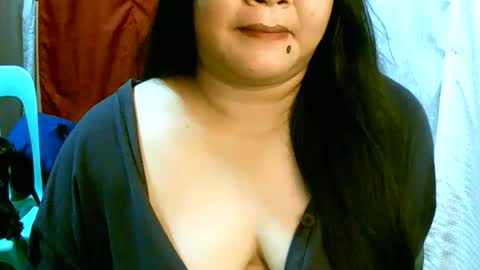 Snapshot of pinayjona chatting on October 19, 11:33 am pinayjona online show from October 19, 11:33 am