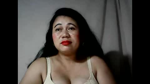 pinaymama12345 online show from February 3, 10:54 pm