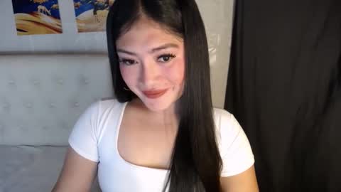 Snapshot of pinaymelanie chatting on May 27, 9:23 pm pinaymelanie online show from May 27, 9:23 pm