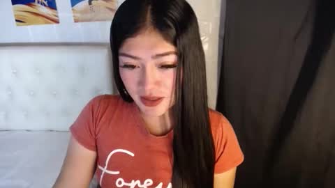 Snapshot of pinaymelanie chatting on June 8, 10:21 pm pinaymelanie online show from June 8, 10:21 pm