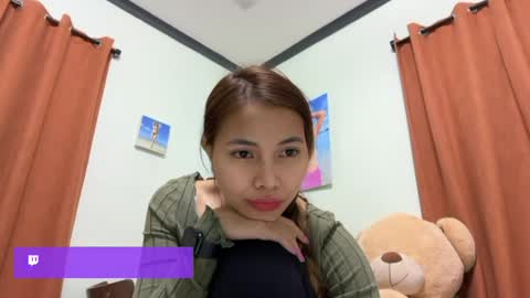 pinaypetite971689 online show from November 10, 12:04 pm