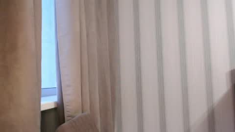 Snapshot of pineapple__mood chatting on May 3, 4:24 pm online show from May 3, 4:24 pm