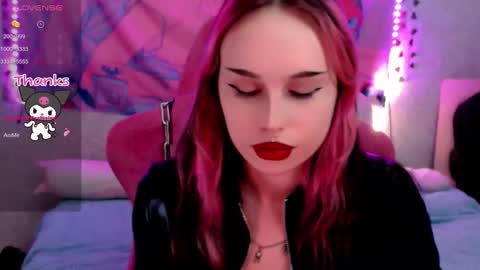 Nancy online show from December 3, 5:00 pm