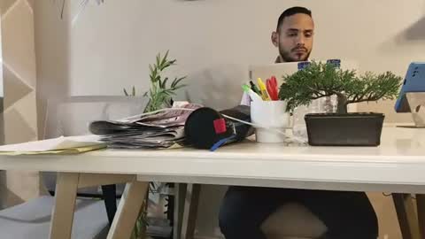 pineappleflipped online show from June 24, 7:46 pm