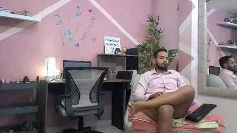 pineappleflipped online show from July 27, 2:29 am